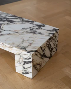 Cookie Abstract Calacatta Viola